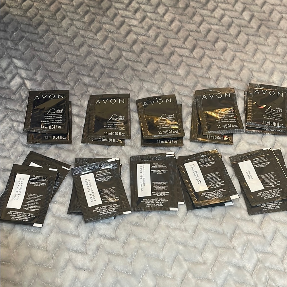 Avon Invisible Coverage Sample Packets